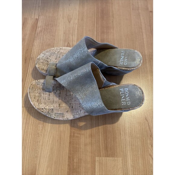 Donald Pliner Gyer Sandals Women's Size 10 Tan Gold Leather Cork Wedge Toe Loop - Picture 5 of 12